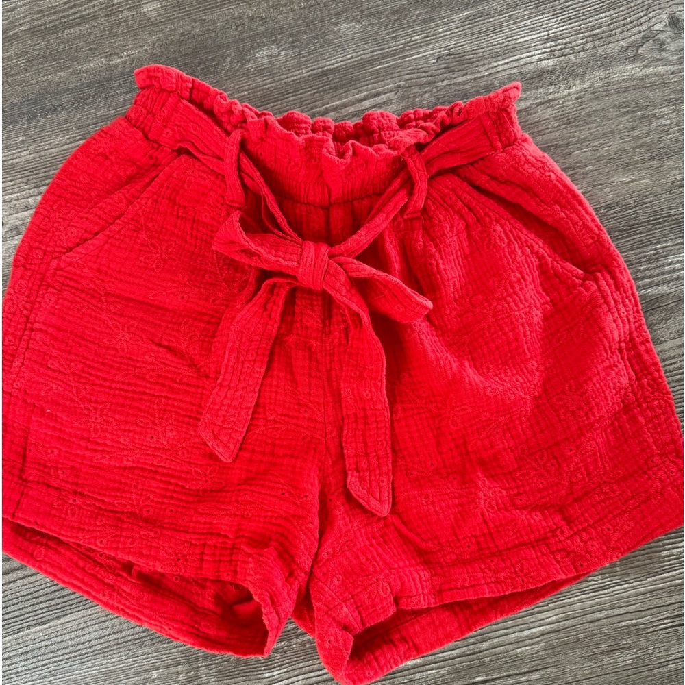 FLOWY TIE SHORTS